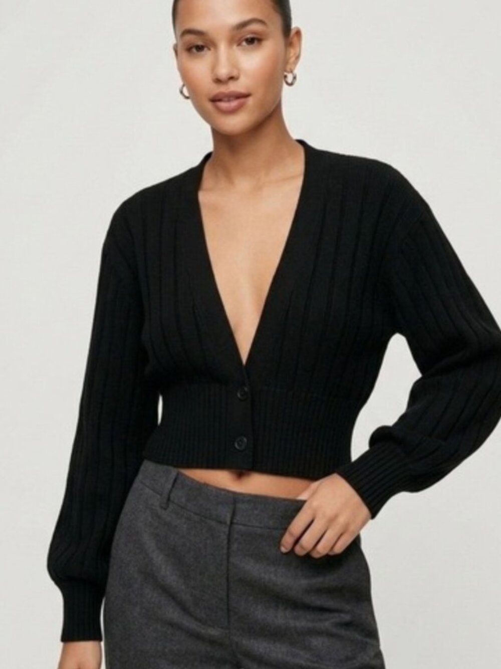 Wilfred Aritzia Plunge Front Cardigan Black Merino Wool Blend Ribbed size medium